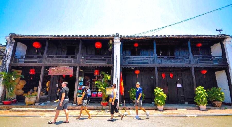 phung hung house - things to do in hoi an