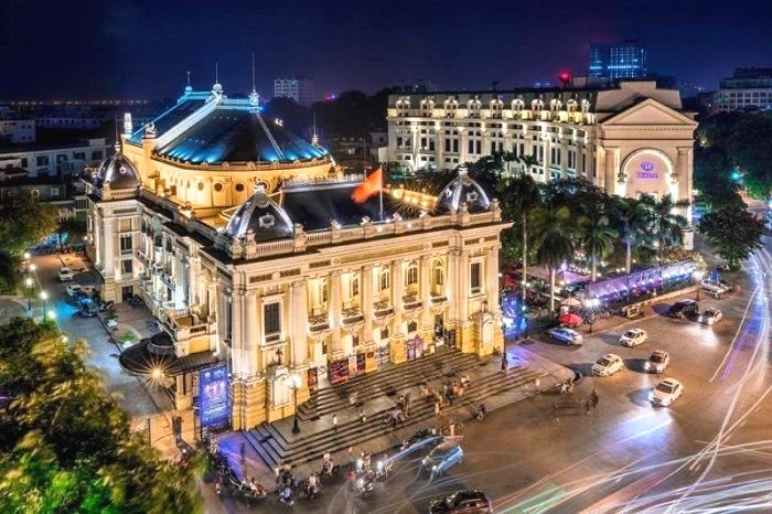 opera house - things to do in hanoi