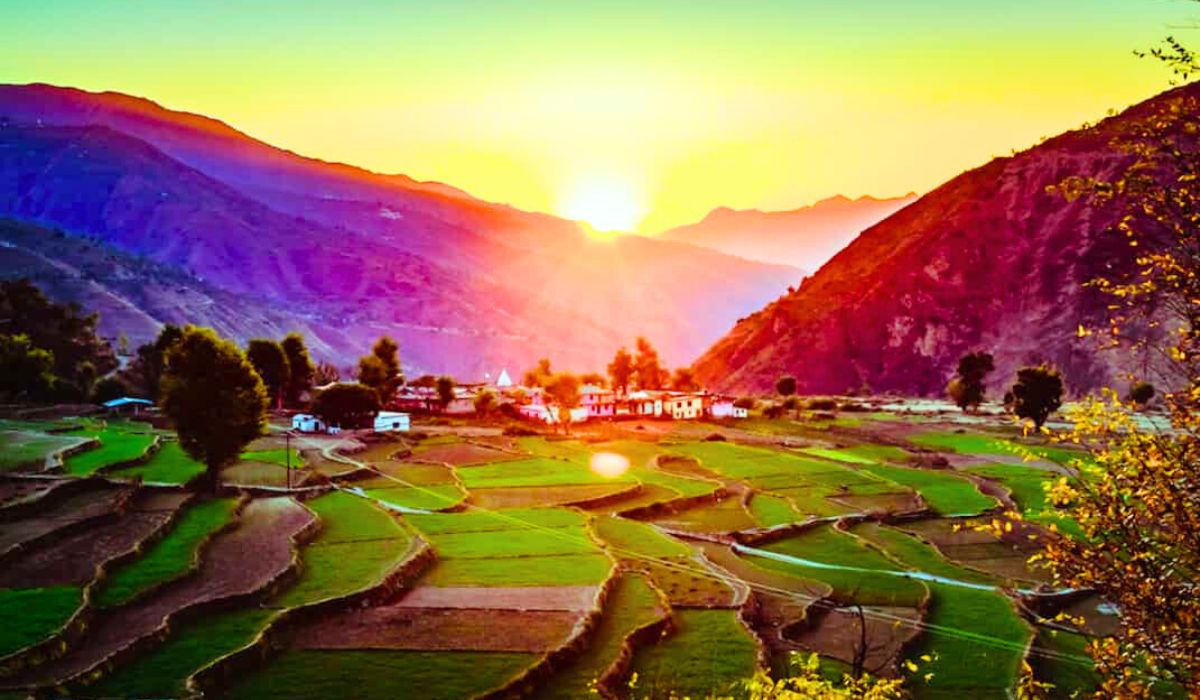 Experience a Fairy-tale Setting 5 Most Beautiful Villages in India - TripGala